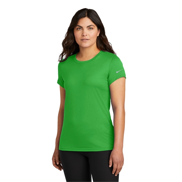 Nike Women's Swoosh Sleeve rLegend Tee