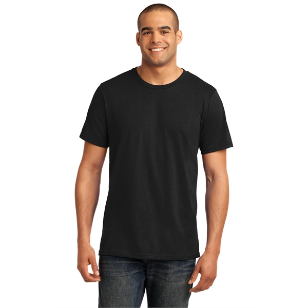 Gildan 100% Ring Spun Cotton T-Shirt.