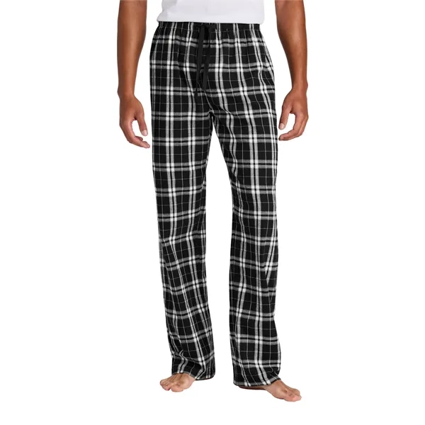 District Flannel Plaid Pant.