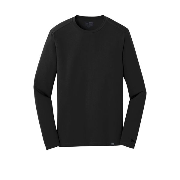 New Era Heritage Blend Long Sleeve Crew Tee.